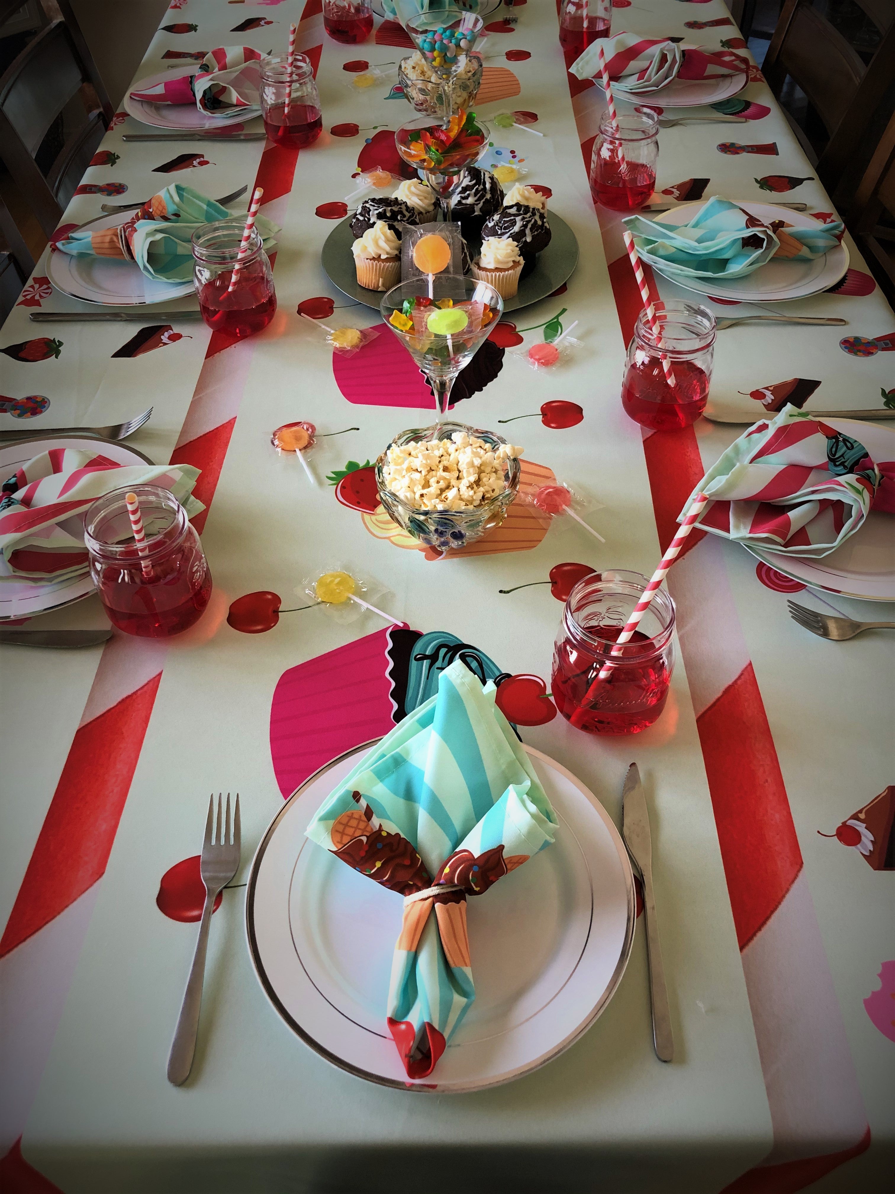 Maison Mixy, nappe et serviettes de table de la collection Cup cake
